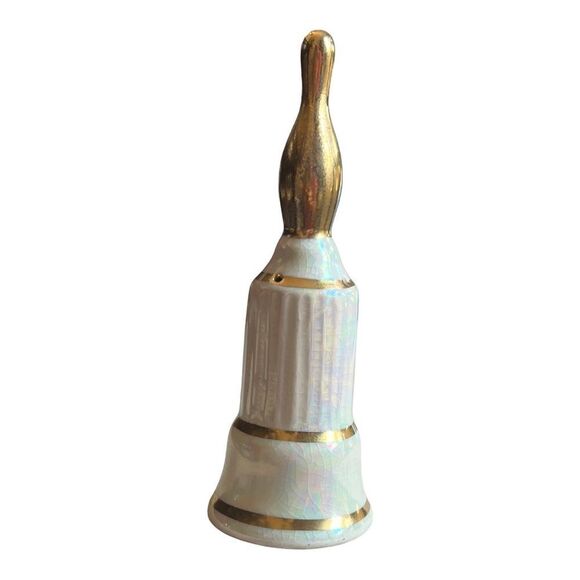 Vintage Bowling Ball and Pin Salt and Pepper Shakers Porcelain - Picture 9 of 11